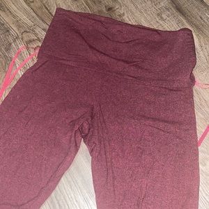 Victoria’s Secret Sport Wine Red Legging Yoga Pants // SZ S (Long)